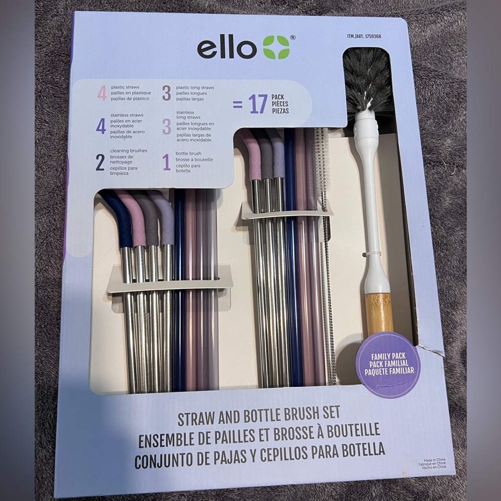 The Ello 17-piece straw and bottle brush pack